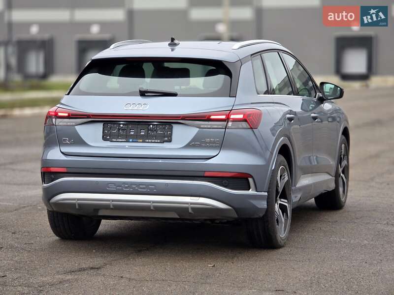 Внедорожник / Кроссовер Audi Q4 e-tron 2023 в Киеве