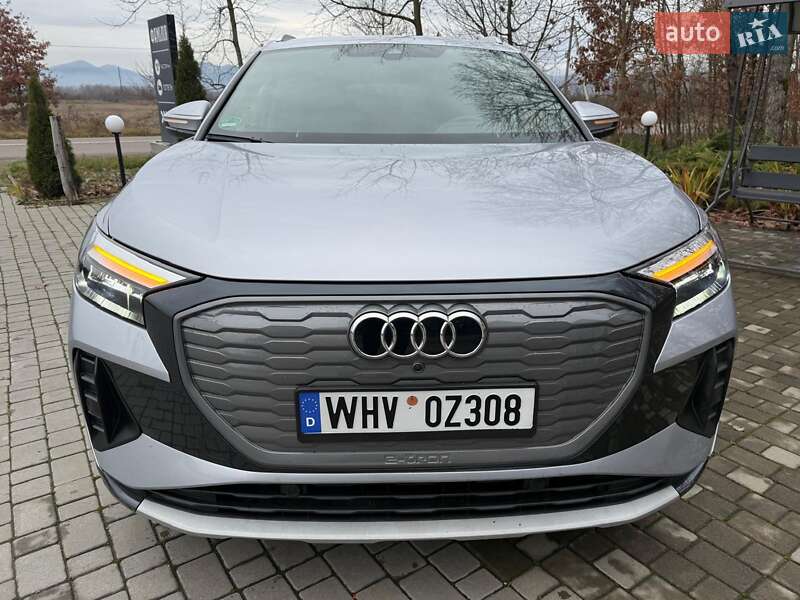 Позашляховик / Кросовер Audi Q4 e-tron 2023 в Хусті
