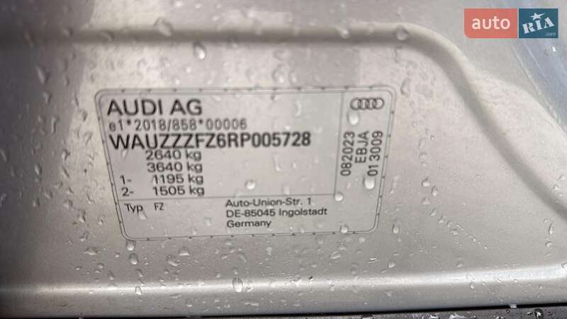 Позашляховик / Кросовер Audi Q4 e-tron 2023 в Хусті