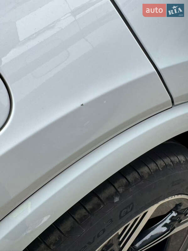 Позашляховик / Кросовер Audi Q4 e-tron 2023 в Києві