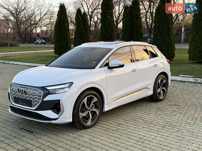 Внедорожник / Кроссовер Audi Q4 e-tron 2023 в Одессе