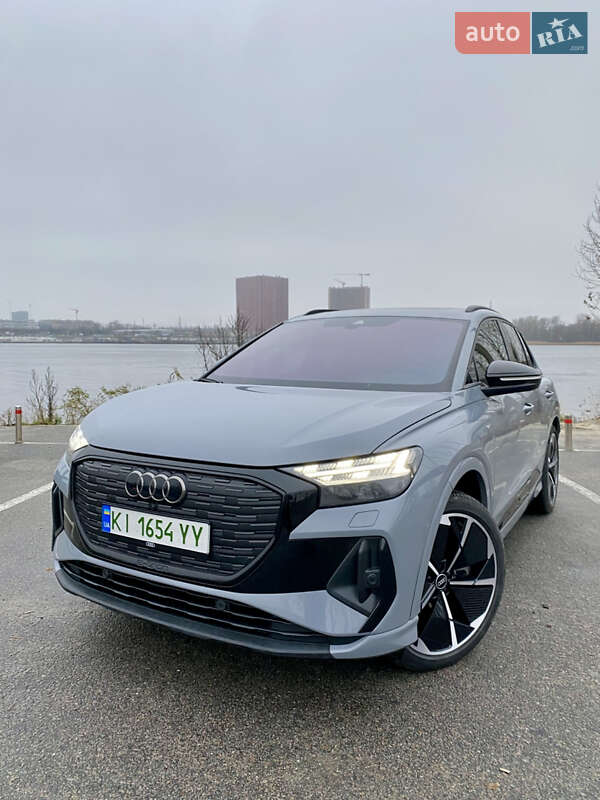 Внедорожник / Кроссовер Audi Q4 e-tron 2023 в Киеве