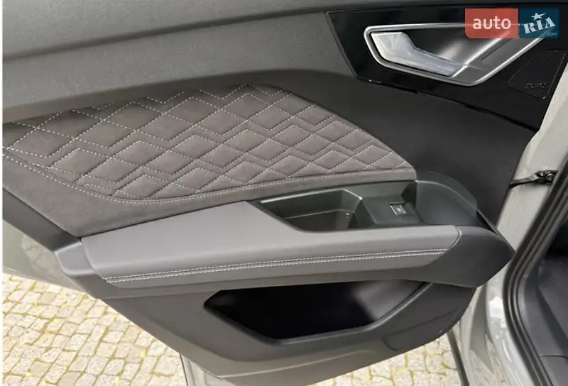 Audi Q4 e-tron 2025 VIN LFVVB9G35S5231219 фото оголошення 15 з 36
