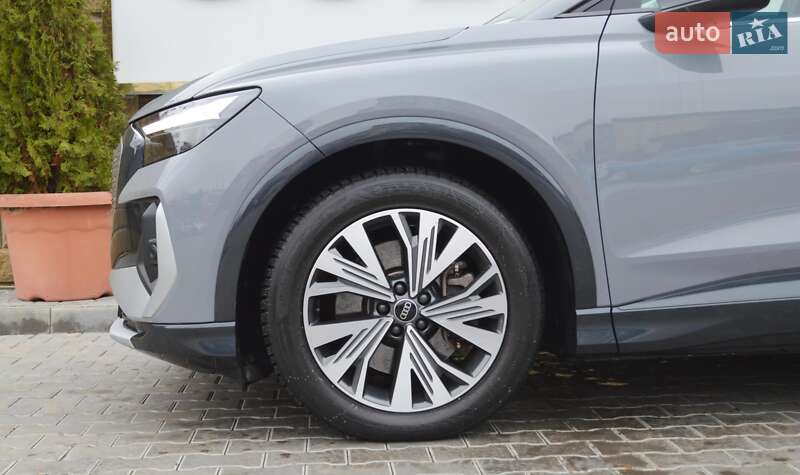 Внедорожник / Кроссовер Audi Q4 e-tron 2022 в Одессе
