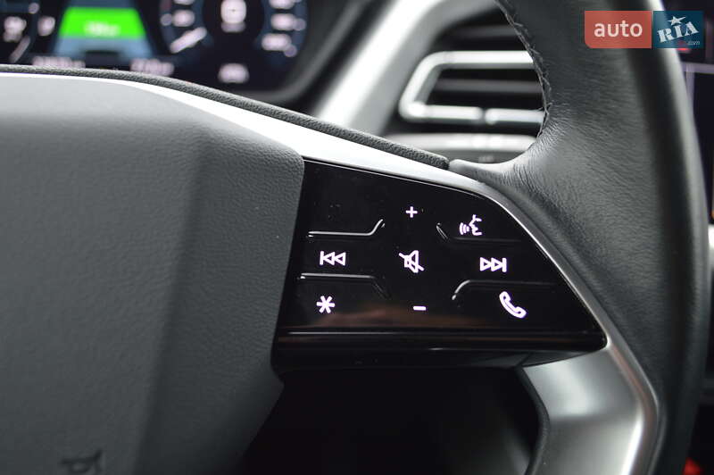 Внедорожник / Кроссовер Audi Q4 e-tron 2022 в Одессе