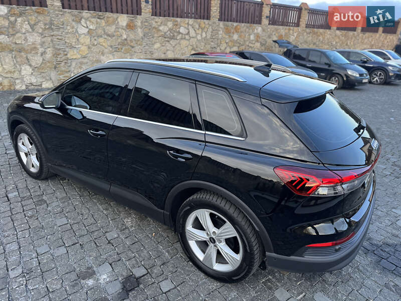 Позашляховик / Кросовер Audi Q4 e-tron 2022 в Рівному