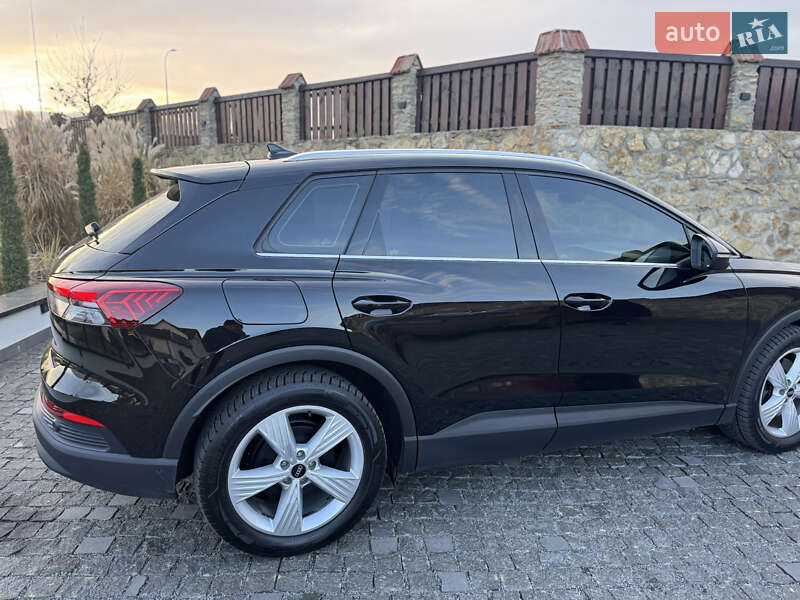 Позашляховик / Кросовер Audi Q4 e-tron 2022 в Рівному