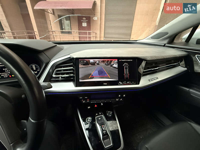 Внедорожник / Кроссовер Audi Q4 e-tron 2023 в Киеве фото 26 Внедорожник / Кроссовер Audi Q4 e-tron 2023 в Киеве