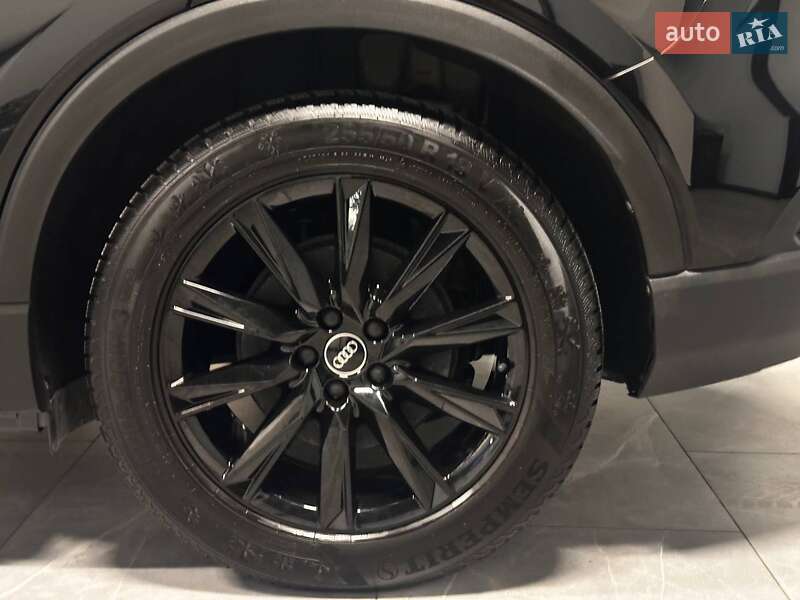 Внедорожник / Кроссовер Audi Q4 e-tron 2022 в Львове