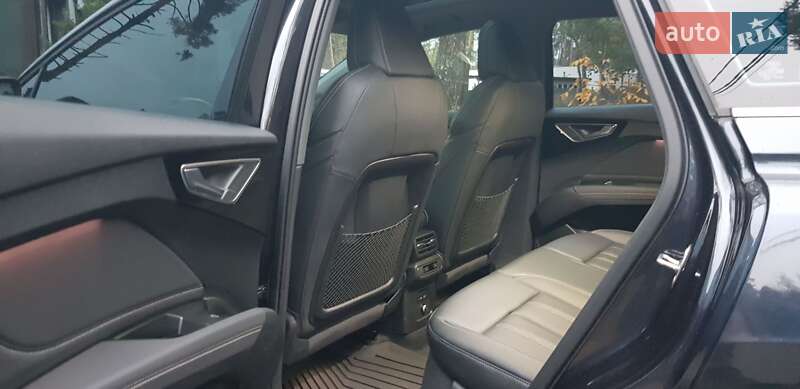 Внедорожник / Кроссовер Audi Q4 e-tron 2024 в Буче