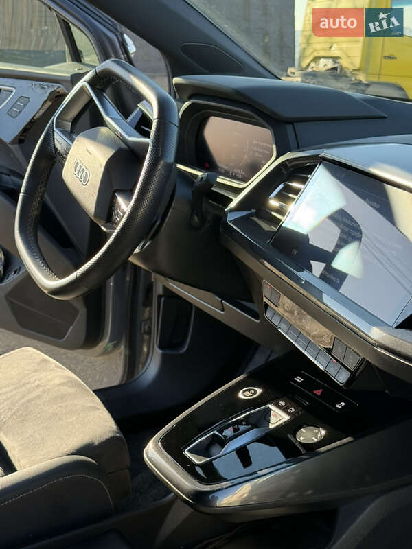 Внедорожник / Кроссовер Audi Q4 e-tron 2022 в Черновцах