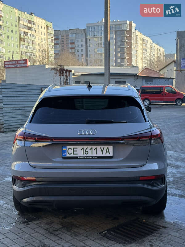 Внедорожник / Кроссовер Audi Q4 e-tron 2022 в Черновцах