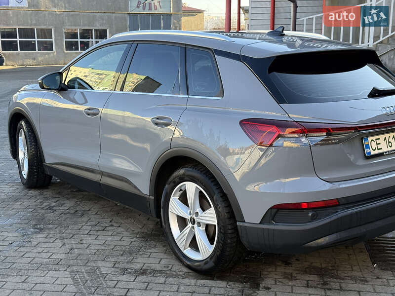 Внедорожник / Кроссовер Audi Q4 e-tron 2022 в Черновцах