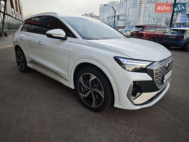 Внедорожник / Кроссовер Audi Q4 e-tron 2023 в Киеве фото 5 Внедорожник / Кроссовер Audi Q4 e-tron 2023 в Киеве