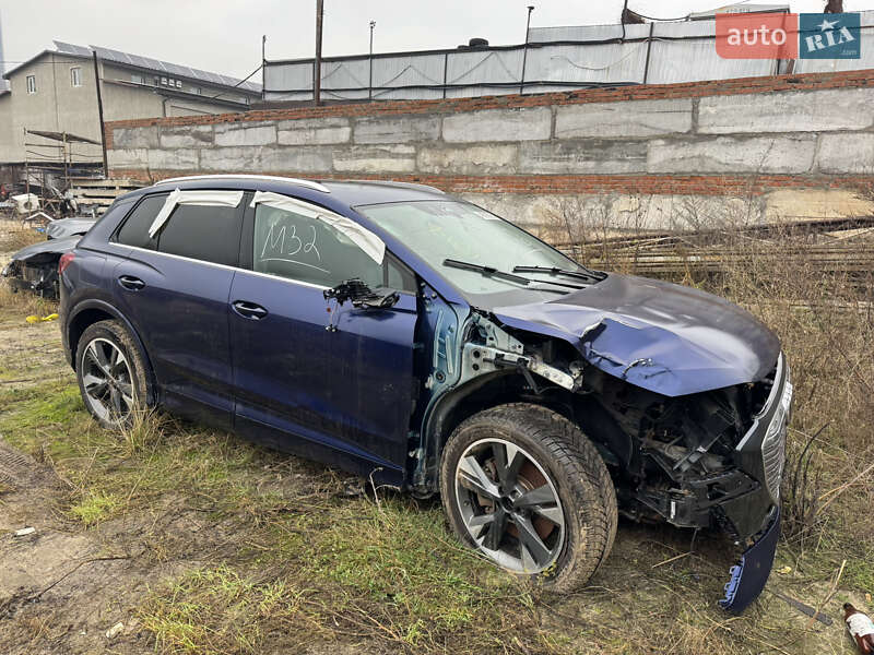 Внедорожник / Кроссовер Audi Q4 e-tron 2023 в Киеве