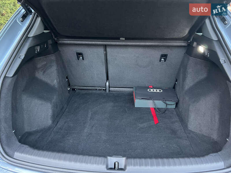 Внедорожник / Кроссовер Audi Q4 e-tron 2021 в Виннице