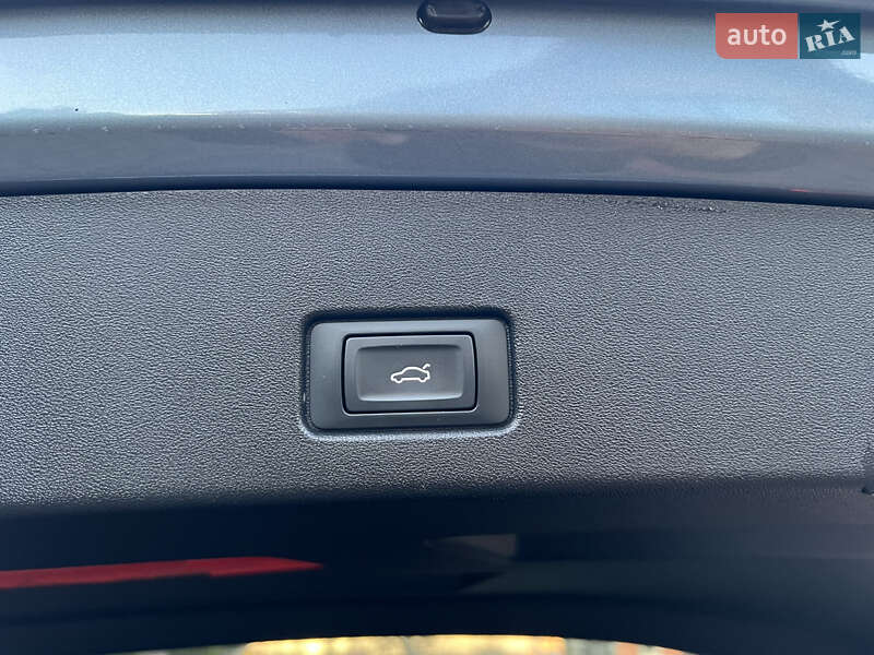 Внедорожник / Кроссовер Audi Q4 e-tron 2021 в Виннице