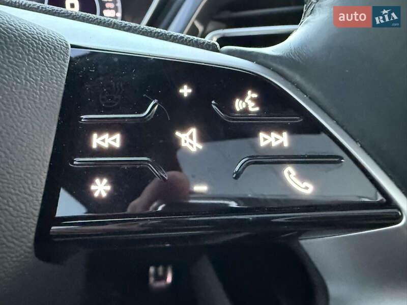 Внедорожник / Кроссовер Audi Q4 e-tron 2022 в Львове