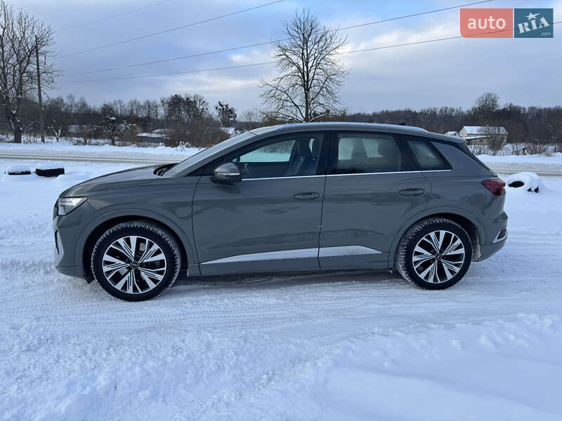 Позашляховик / Кросовер Audi Q4 e-tron 2022 в Львові