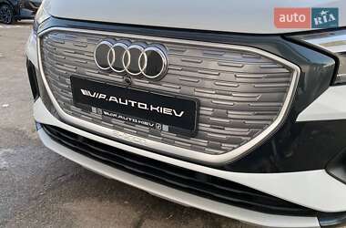Позашляховик / Кросовер Audi Q4 e-tron 2022 в Києві
