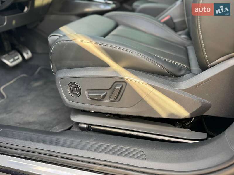 Позашляховик / Кросовер Audi Q4 e-tron 2024 в Києві фото 25 Позашляховик / Кросовер Audi Q4 e-tron 2024 в Києві