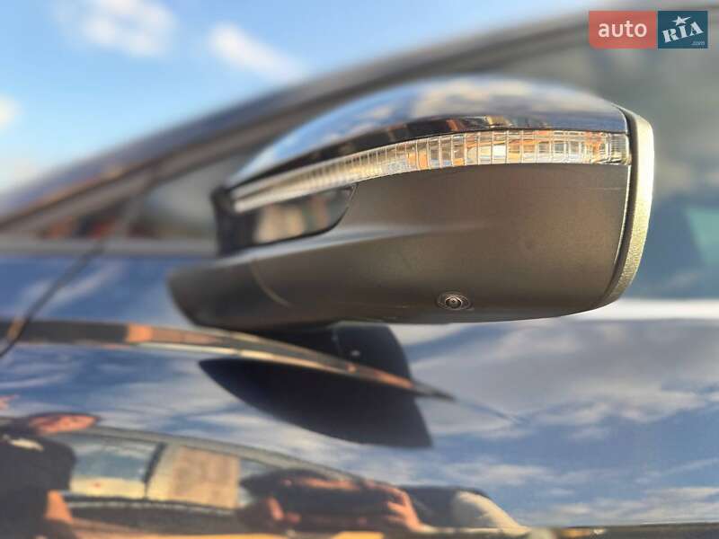 Позашляховик / Кросовер Audi Q4 e-tron 2024 в Києві фото 35 Позашляховик / Кросовер Audi Q4 e-tron 2024 в Києві