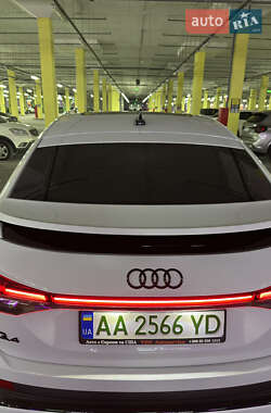 Внедорожник / Кроссовер Audi Q4 e-tron 2023 в Киеве