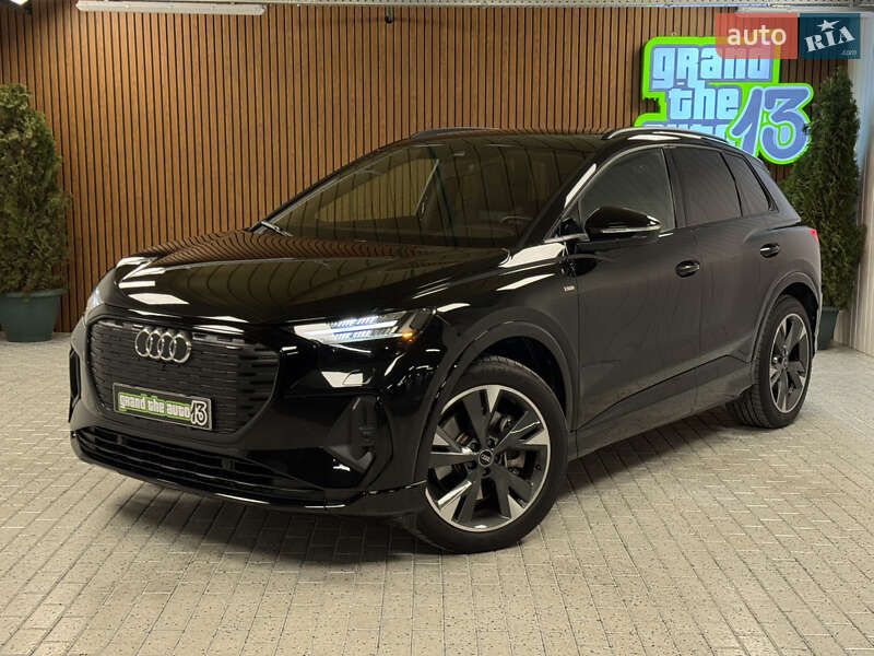 Внедорожник / Кроссовер Audi Q4 e-tron 2024 в Киеве