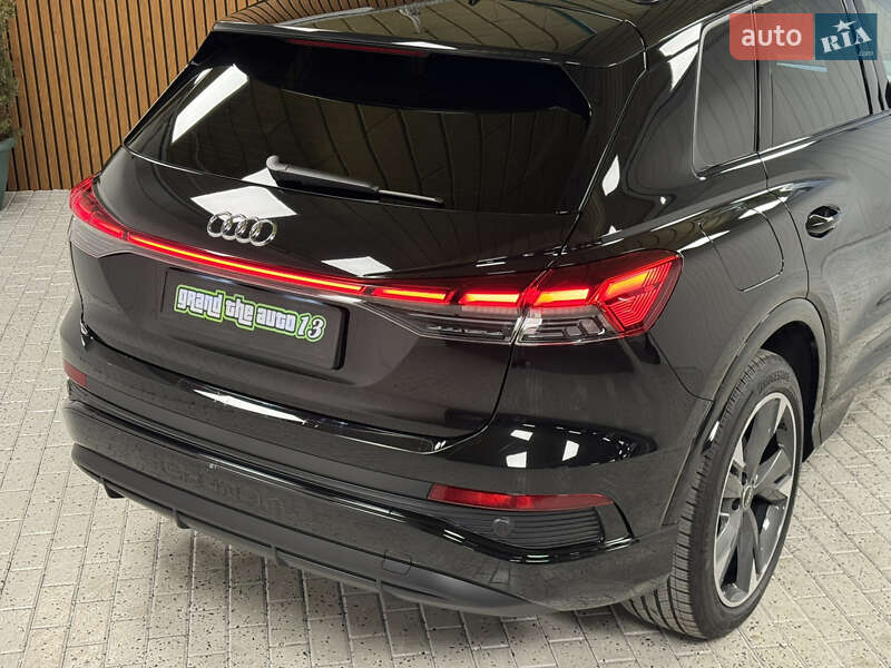 Внедорожник / Кроссовер Audi Q4 e-tron 2024 в Киеве