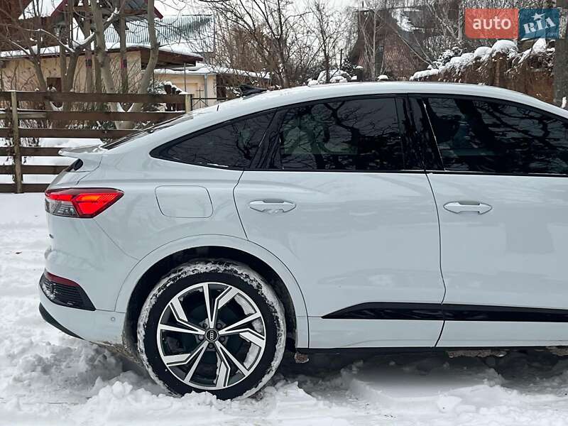 Внедорожник / Кроссовер Audi Q4 e-tron 2023 в Киеве фото 14 Внедорожник / Кроссовер Audi Q4 e-tron 2023 в Киеве