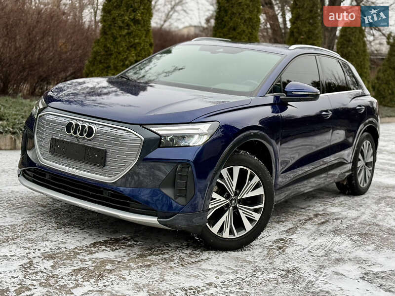 Позашляховик / Кросовер Audi Q4 e-tron 2021 в Дніпрі