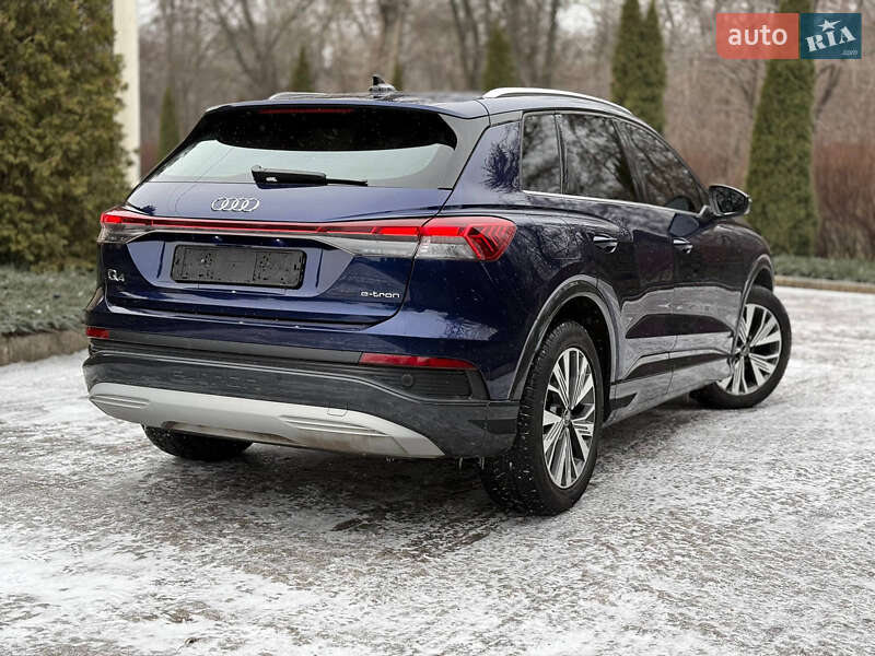 Позашляховик / Кросовер Audi Q4 e-tron 2021 в Дніпрі