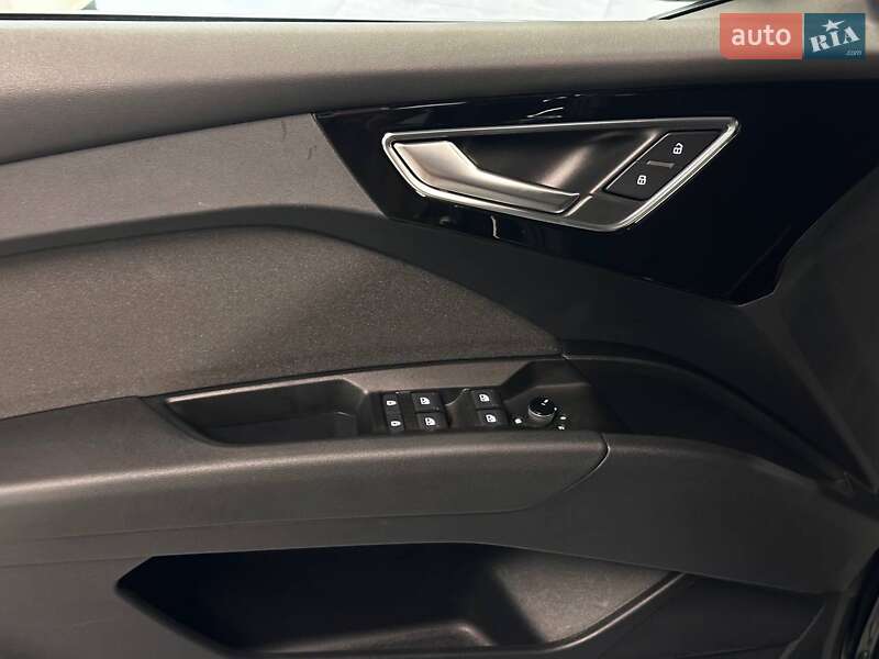 Внедорожник / Кроссовер Audi Q4 e-tron 2022 в Львове фото 13 Внедорожник / Кроссовер Audi Q4 e-tron 2022 в Львове