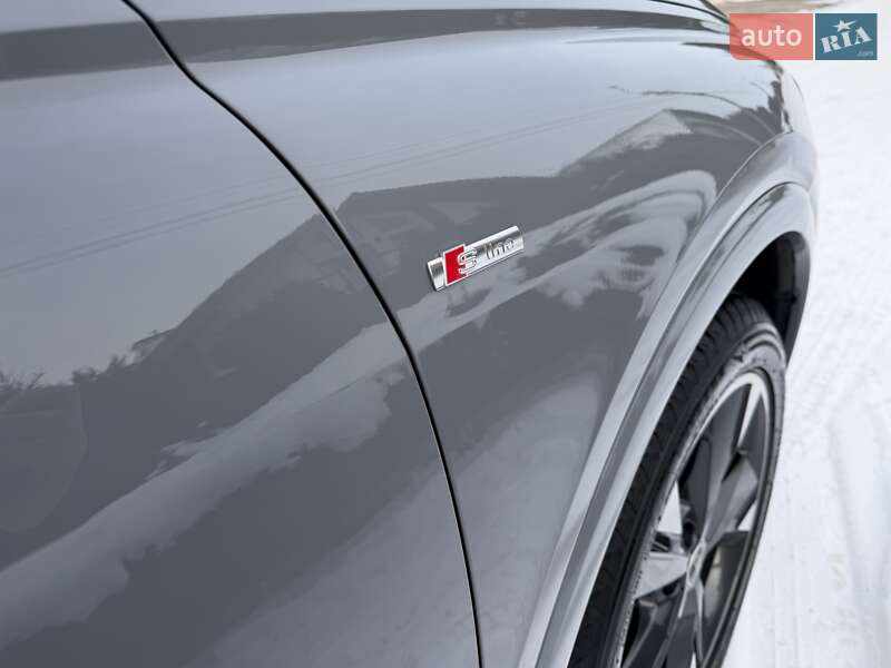 Внедорожник / Кроссовер Audi Q4 e-tron 2023 в Харькове