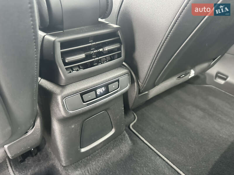 Внедорожник / Кроссовер Audi Q4 e-tron 2021 в Киеве