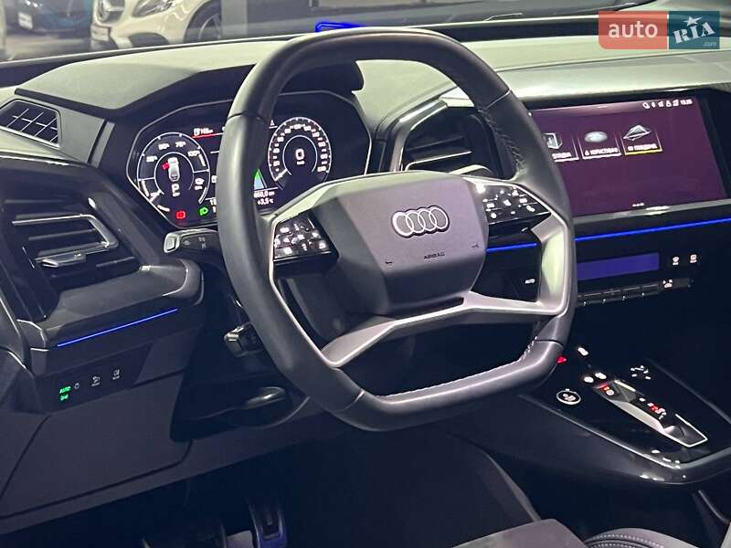 Внедорожник / Кроссовер Audi Q4 e-tron 2022 в Одессе