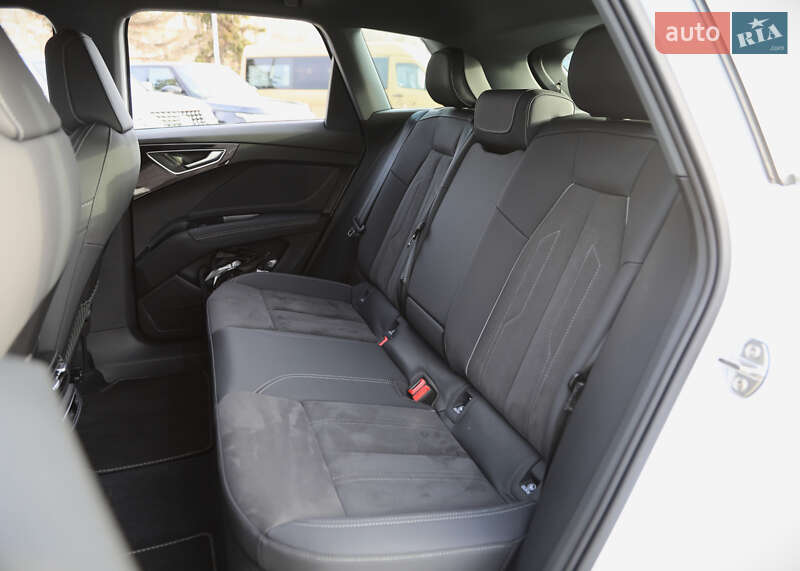 Внедорожник / Кроссовер Audi Q4 e-tron 2023 в Харькове фото 8 Внедорожник / Кроссовер Audi Q4 e-tron 2023 в Харькове