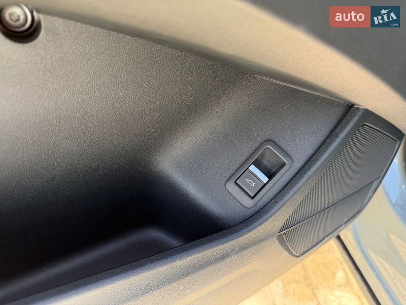 Внедорожник / Кроссовер Audi Q4 e-tron 2025 в Львове