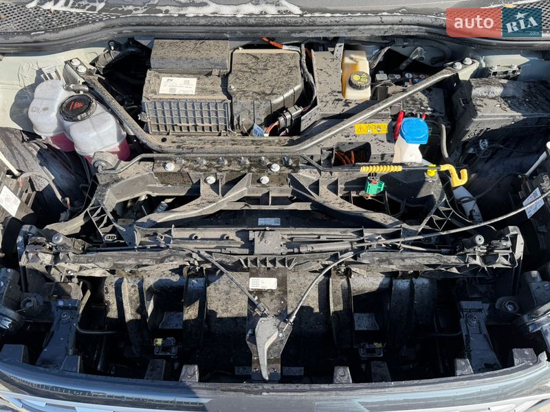 Внедорожник / Кроссовер Audi Q4 e-tron 2025 в Львове