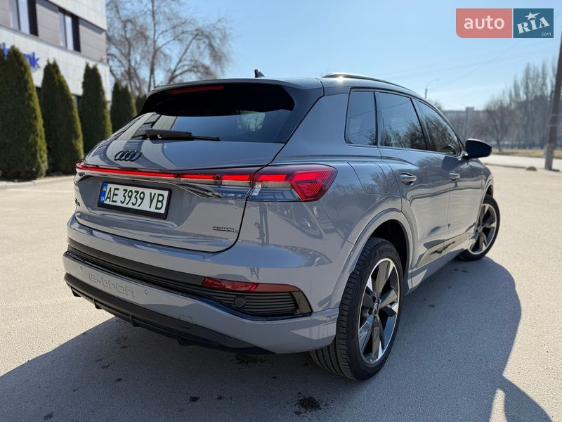 Внедорожник / Кроссовер Audi Q4 e-tron 2023 в Днепре