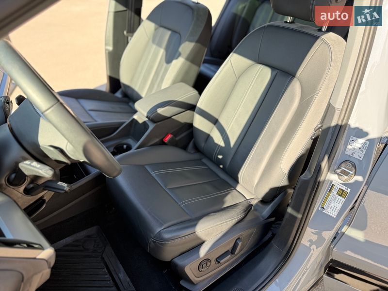 Внедорожник / Кроссовер Audi Q4 e-tron 2023 в Днепре