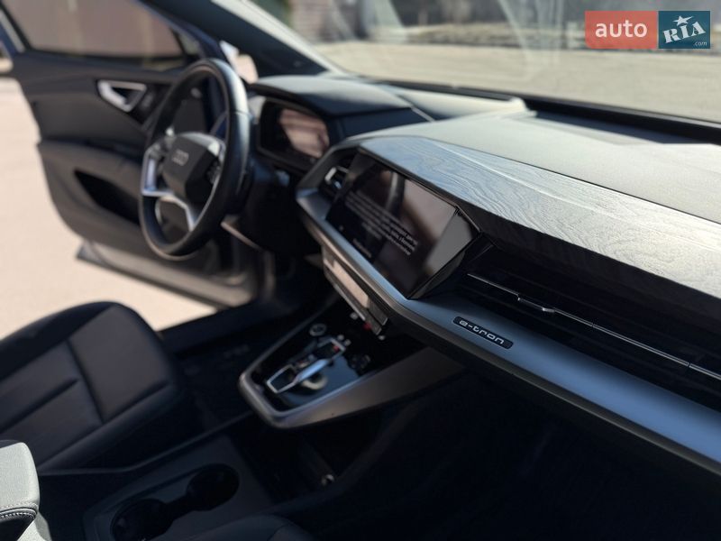 Внедорожник / Кроссовер Audi Q4 e-tron 2023 в Днепре
