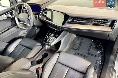 Позашляховик / Кросовер Audi Q4 e-tron 2024 в Львові