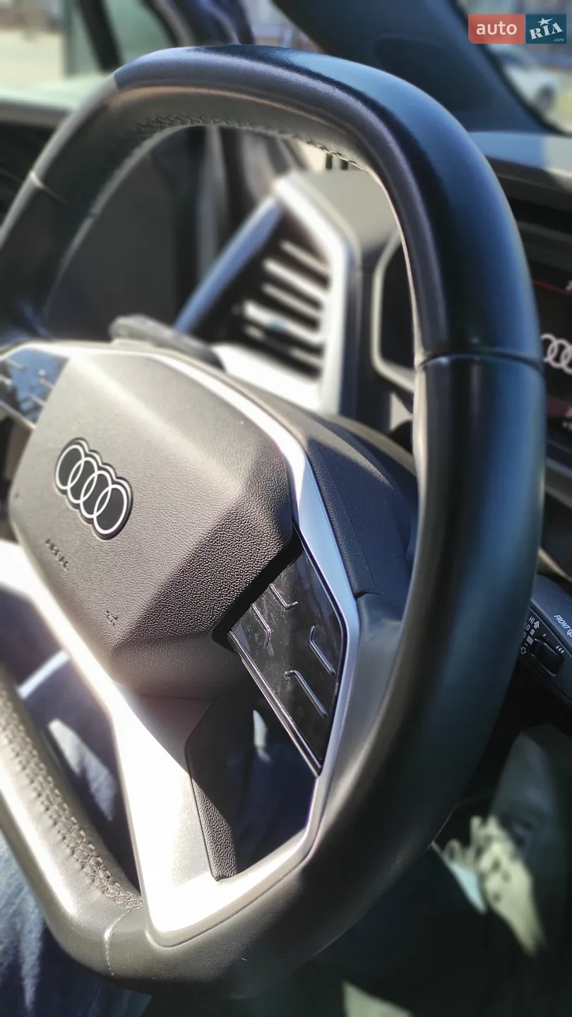 Audi Q4 e-tron 2022 VIN WAUZZZFZ1NP055494 фото оголошення 12 з 22