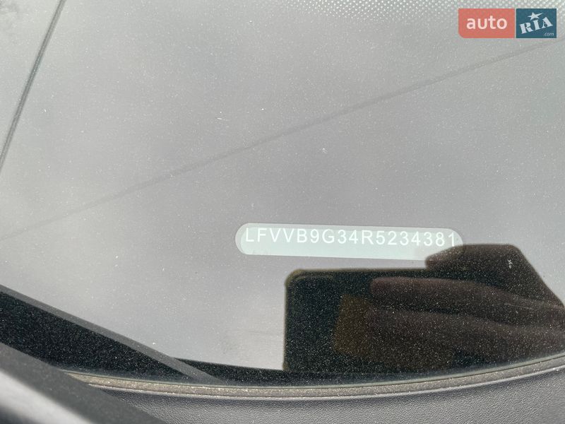 Внедорожник / Кроссовер Audi Q4 e-tron 2024 в Львове