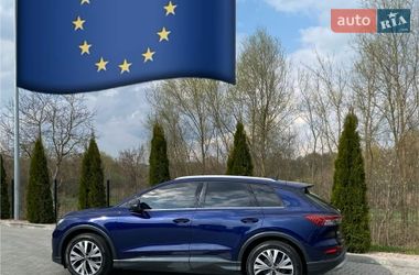 Внедорожник / Кроссовер Audi Q4 e-tron 2021 в Хмельницком