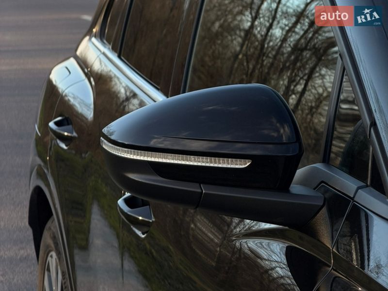 Позашляховик / Кросовер Audi Q4 e-tron 2022 в Дрогобичі