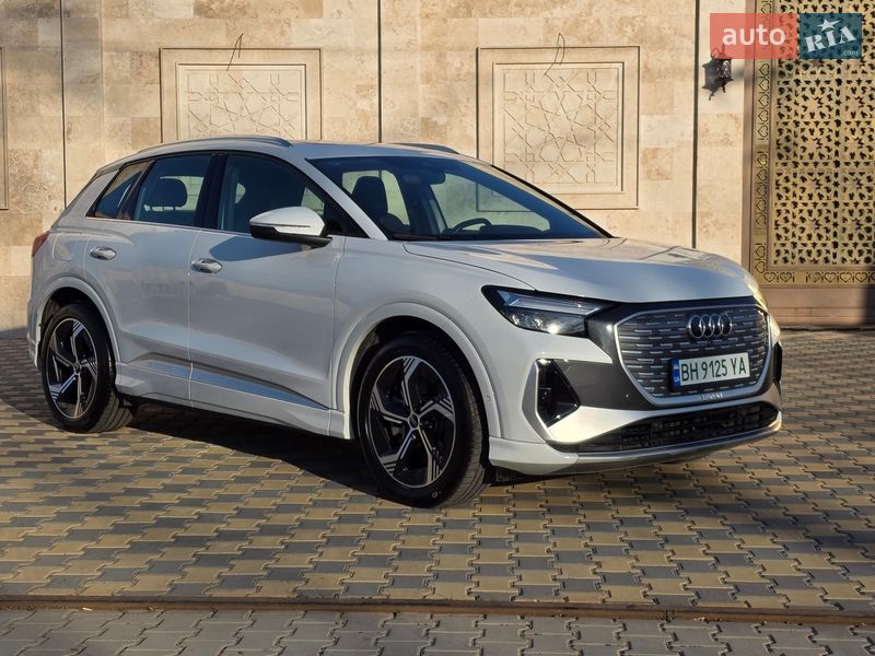 Позашляховик / Кросовер Audi Q4 e-tron 2023 в Одесі
