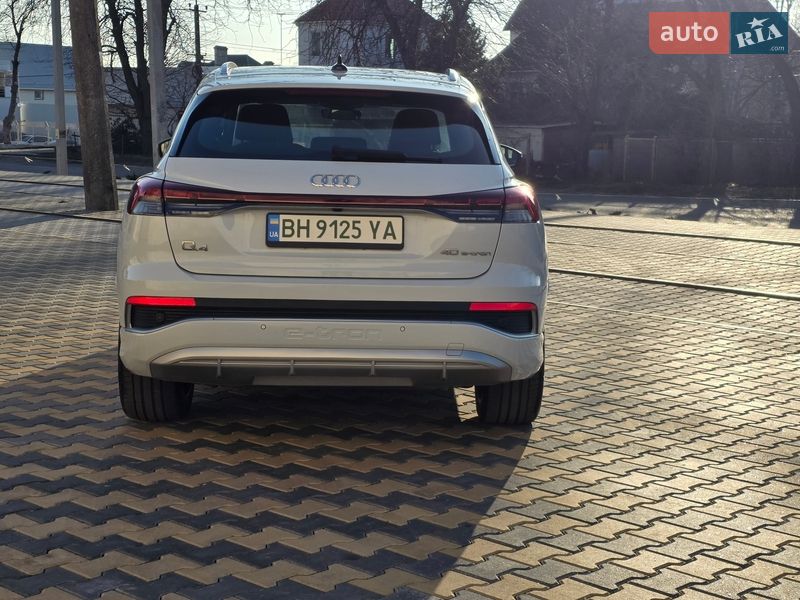 Позашляховик / Кросовер Audi Q4 e-tron 2023 в Одесі