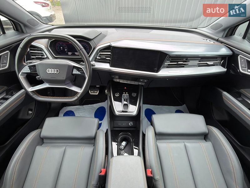 Внедорожник / Кроссовер Audi Q4 e-tron 2024 в Ивано-Франковске